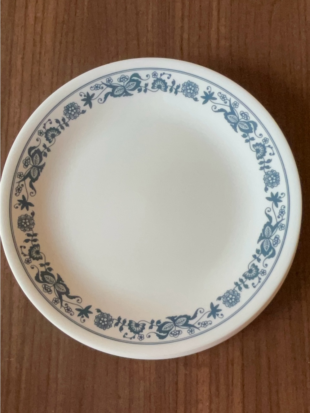 Vintage Corelle Old Towne/Blue Onion Salad Plates Set of 4